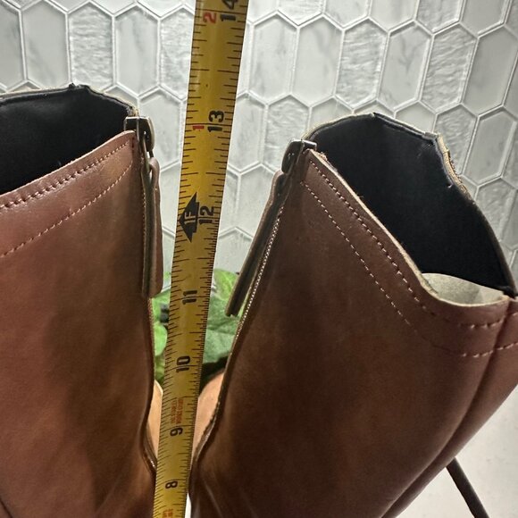 Brown Leather Knee-High Boots With Dual Zipper Closure & Block Heel - Picture 5 of 13